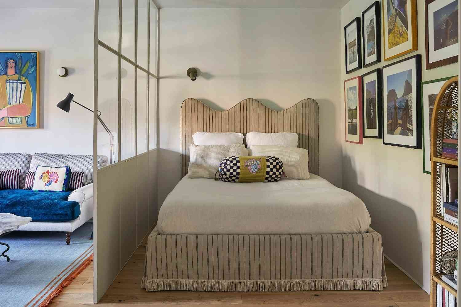 What Are the Must-Have Decor Elements for an Aesthetic Teen Room?